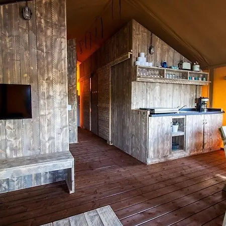 Waterlodge 8 Persons #wl02 Holiday home Maasbree